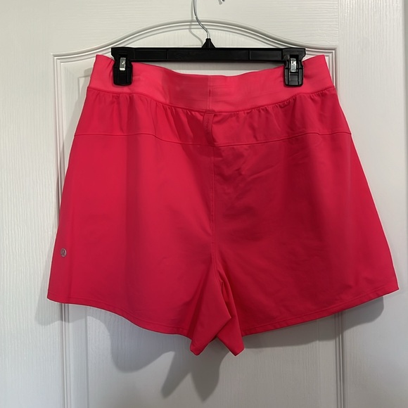 Lululemon License to Train High-Rise Short 4"- Lipgloss - Picture 3 of 3